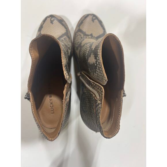 Lucky Brand Women’s Snakeskin Print Wedge Ankle Booties Side Zip Beige Gray  8.5 - Picture 5 of 5
